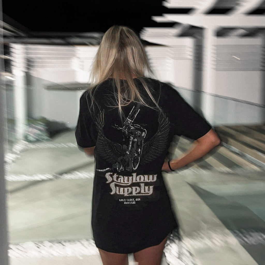 HEAD DRAGGER TEE